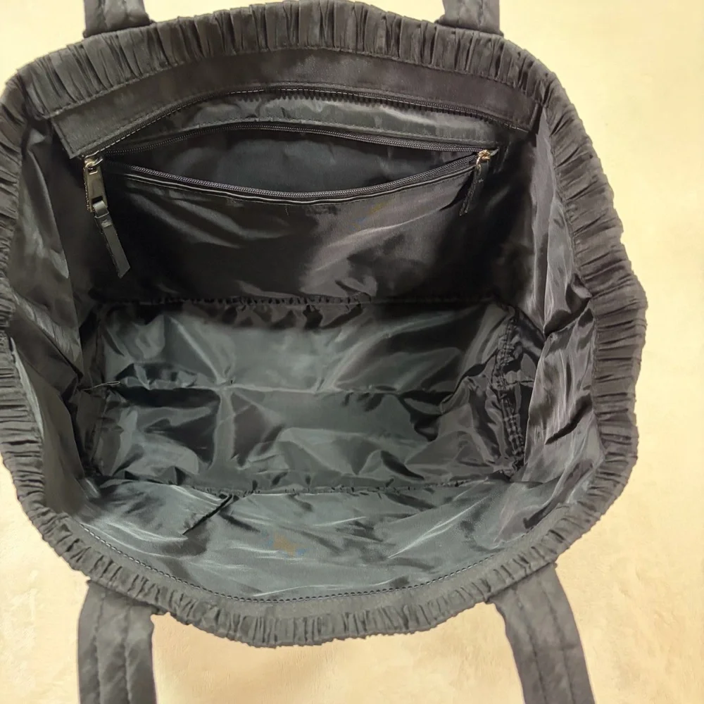 Victoria's‎ Secret Black Ruched Pleated Nylon Tote Bag Womens Large Excellent